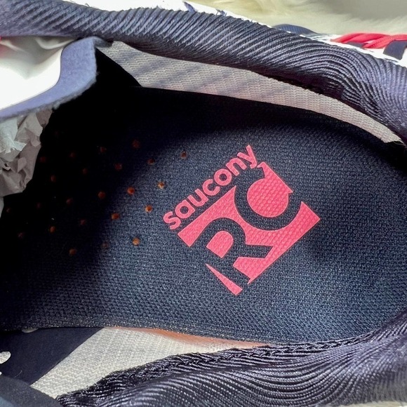 NEW Saucony Type A9 Women's Running Shoes Size 10.5 (9.5 Fitting) - Picture 8 of 9